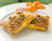 Blätterteigtaschen mit Marille