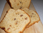 Süßes Dinkelvollkorn-Osterbrot