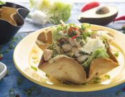 Tacos mit Puten-Avocado-Füllung
