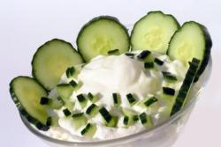 Gurken-Rahm-Salat