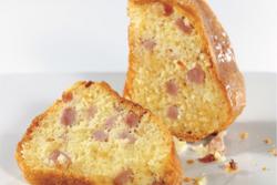 Pikanter Käse-Gugelhupf