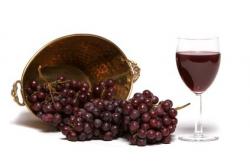 Wein mit Weintrauben