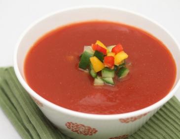Kalte Paradeiser-Paprika Suppe