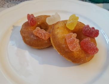 Donuts mit Gummibärchen