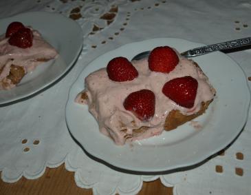 Sommerliches Erdbeer-Tiramisu