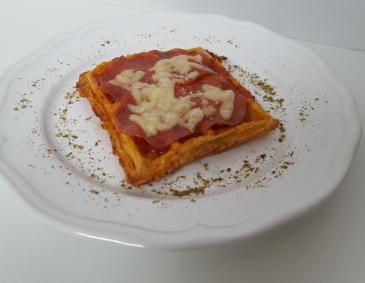 Salami-Pizzawaffeln
