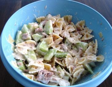 Thunfisch-Melonen-Nudelsalat