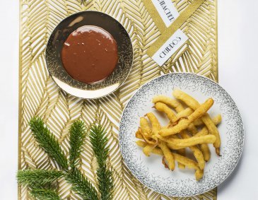 Churros mit Orangen-Schokoladensauce