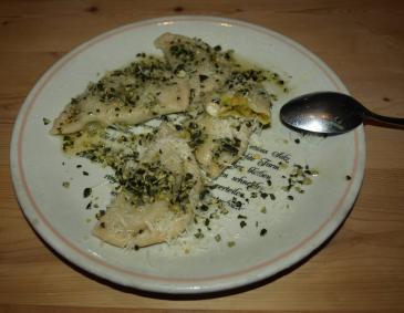 Kasnudeln mit Brokkoli-Kürbisfülle