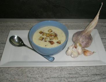 Knoblauch Käsesuppe