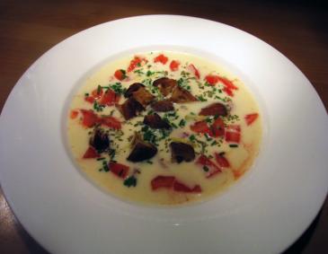 Selleriecreme-Suppe mit Croutons