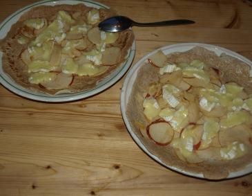 Apfel Camembert Palatschinken