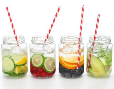 Detox Erdbeer Zitronenwasser Rezept Ichkoche At