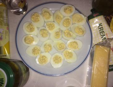 Kaltes buffet eier für gefüllte Mini