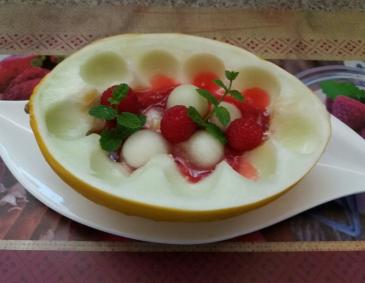 Melonen-Himbeer-Schale