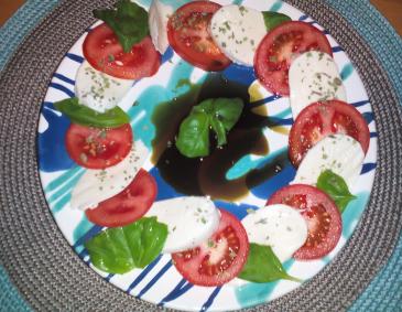Tomatensalat mit Mozzarella