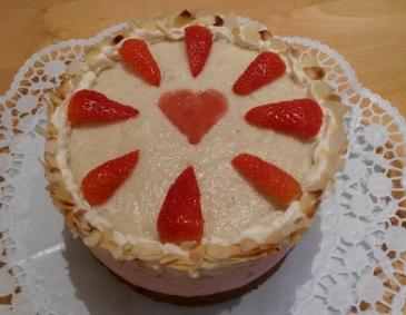 Erdbeer-Vanillecreme Torte