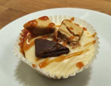Karamell-Cupcakes mit Salzkaramell-Frosting