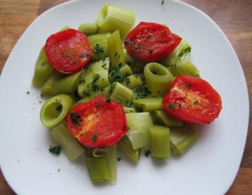 Lauch-Tomaten Gemüse aus dem Dampfgarer