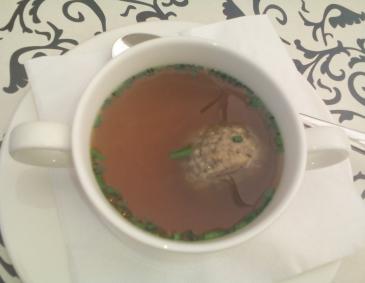 Leberknödelsuppe bayrisch