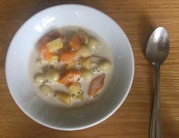 Kartoffelgröstl mit Speck und Spiegelei