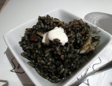 Risotto nero (Tintenfischrisotto)