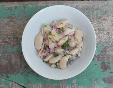 Saubohnensalat