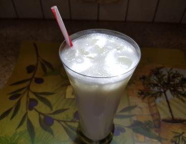 Süßes Joghurtgetränk (Mithi Lassi)