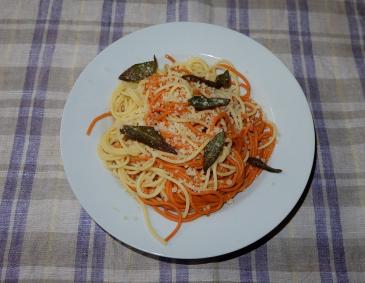 Spaghetti mit Salbei