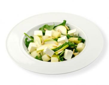 Spargel-Birnen-Salat mit Rucola und Fetakäse