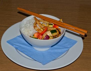 Koreanische Tintenfischpfanne (Nakchibokkum)