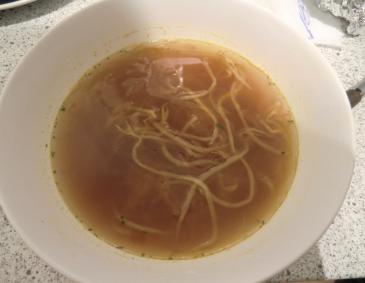 Glasnudel-Sojasprossen-Suppe