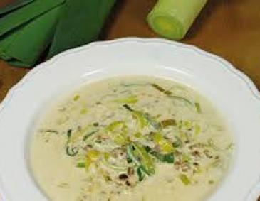 Käsesuppe mit Lauch
