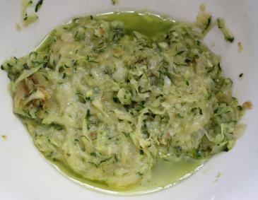 Zucchini-Nudelsoße