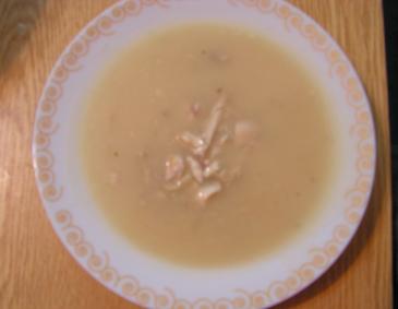 Dicke Hühnersuppe