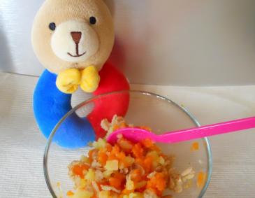 Karotten-Erdapfel-Dinkelflocken-Brei