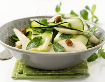 Zucchini-Birnen-Salat
