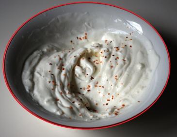 Knoblauch-Joghurt Dip