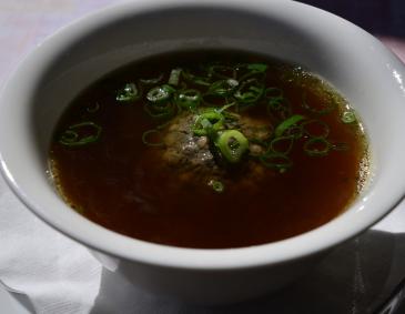 Leberknödelsuppe