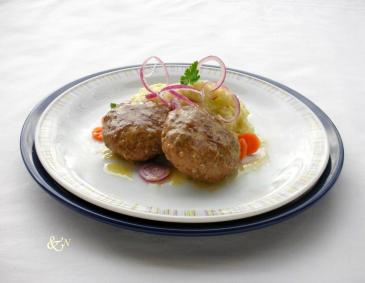 Faschiertes Kalbsbutterschnitzel