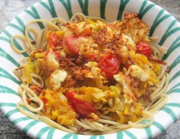 Spaghetti mit Kürbissauce und gegrilltem Halloumi