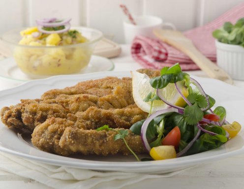 Altwiener Backfleisch mit Erdäpfelsalat