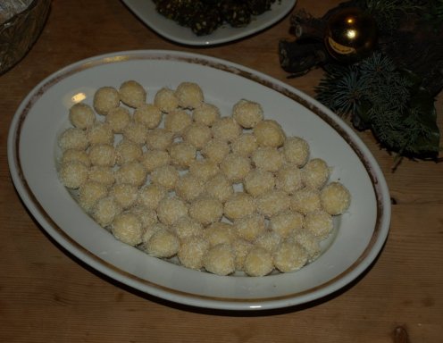 Einfache Eierlikorkugeln Rezept Ichkoche At 