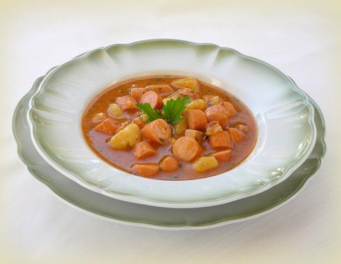 Schnelle Gulaschsuppe