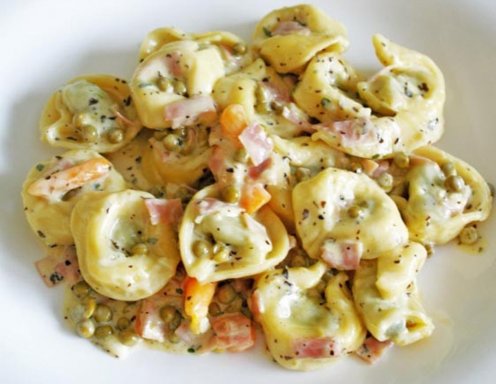 Tortellini mit Schinken Käse Sauce - Rezept - ichkoche.at