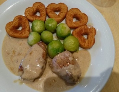 Schweinslungenbraten In Pfefferrahmsauce Rezept Ichkoche At