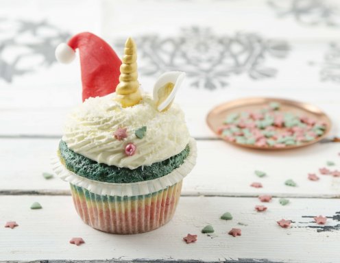 Weihnachtliche Einhorn-Cupcakes Rezept