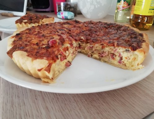 Quiche Lorraine (Lothringer Schinken-Käse-Kuchen) - Rezept ...