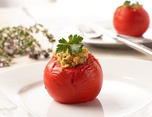 Pikant gefüllte Tomaten mit Quinoa