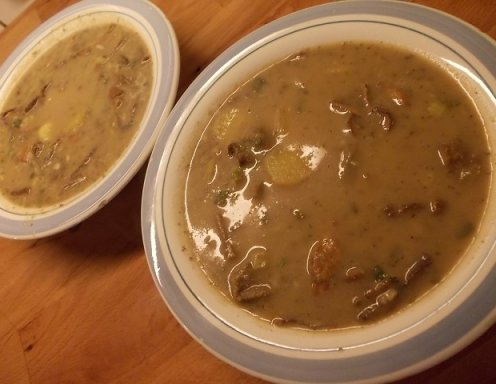 Steinpilz-Lauch-Suppe mit Erdäpfel Rezept - ichkoche.at